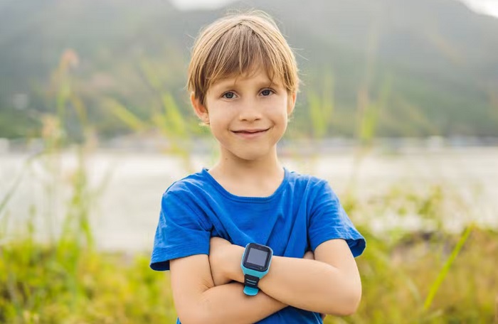 Jaki smartwatch dla chłopca kupić? Poradnik, kryteria i ranking chłopięcych smartwatchów.